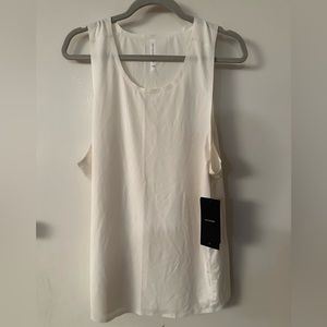Ten Thousand - Distance Tank NWT - Workout Tank Top - Size Large